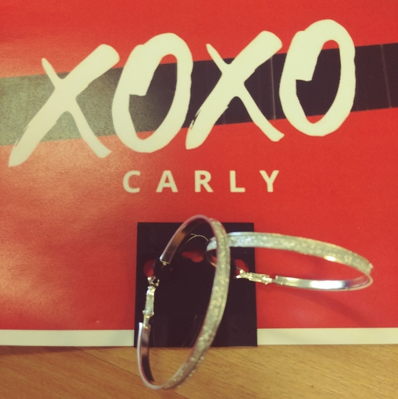 Sparkly Silver Hoop Earrings 💎 - Picture 1 of 12